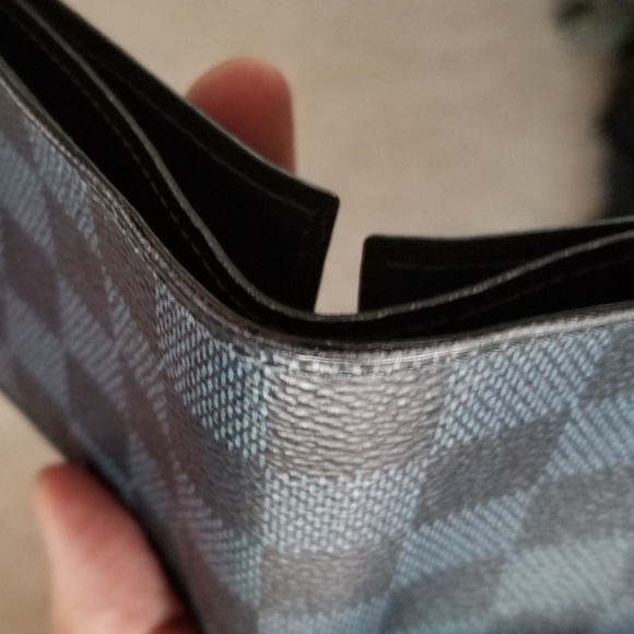 Louis Vuitton Damier Wallet in Cobalt - Picture 6 of 8